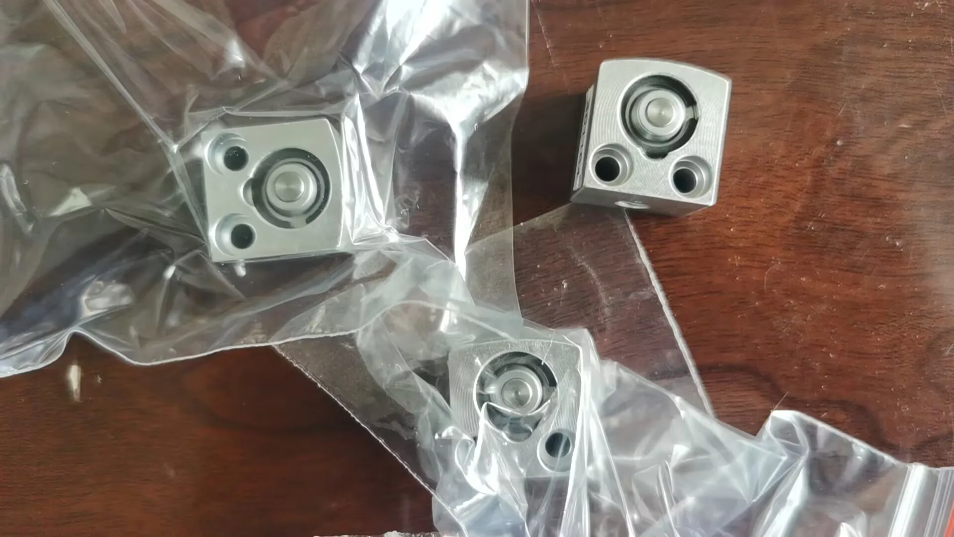 Пневматический цилиндр для LINX TTO 
Пневматический цилиндр для LINX TTO