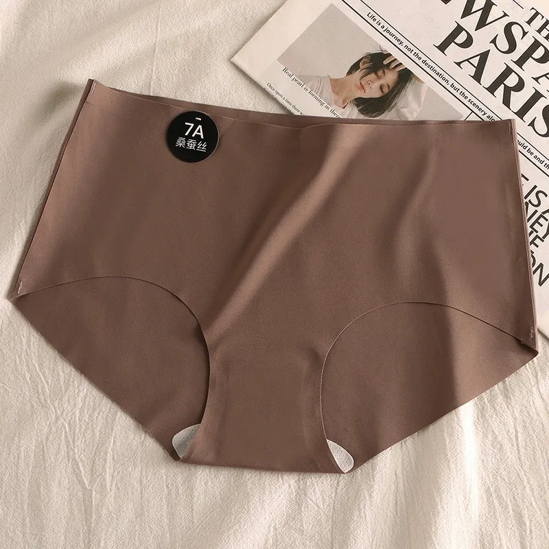 3pcs Seamless Panties Women Sexy Underwear Ice Silk Underpants Mid Waist Female Soft Solid Ultra-thin Briefs Fitness Yoga Pantys 13 S4e8ce5e5b94e4ff5b59e4838522d7759g