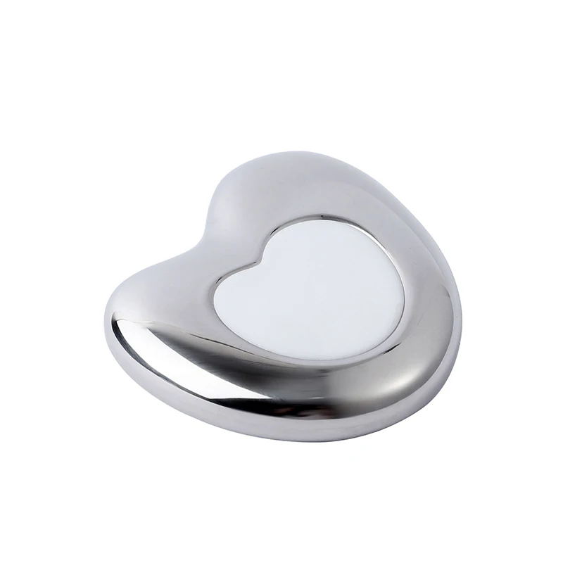 Home beauty equipment Stainless steel heart-shaped metal sand scraping massage tool Facial beauty facial lift scraper
Home beauty equipment Stainless steel heart-shaped metal sand scraping massage tool Facial beauty facial lift scraper