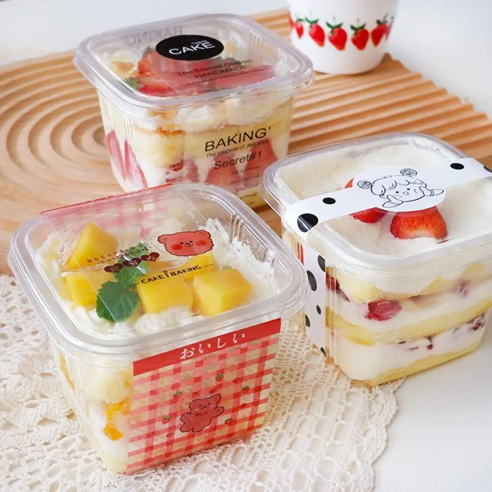 50PCS Plastic Mousse Cup Creative Transparent with Lid Dessert Cups Bekas Plastik Square Transparent Cake Box Pudding
50PCS Plastic Mousse Cup Creative Transparent with Lid Dessert Cups Bekas Plastik Square Transparent Cake Box Pudding