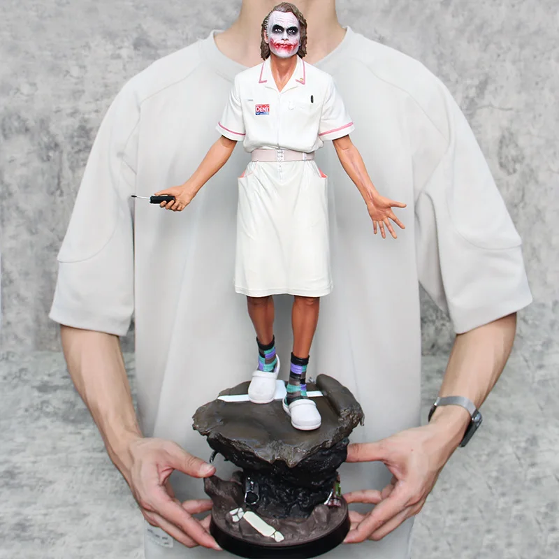 54cm DC Nurse Clothing Joker Standing Scene Figure Heath Ledger Statue Explosive Scene Gk Model Decorative Toy Gift Collectible
54cm DC Nurse Clothing Joker Standing Scene Figure Heath Ledger Statue Explosive Scene Gk Model Decorative Toy Gift Collectible