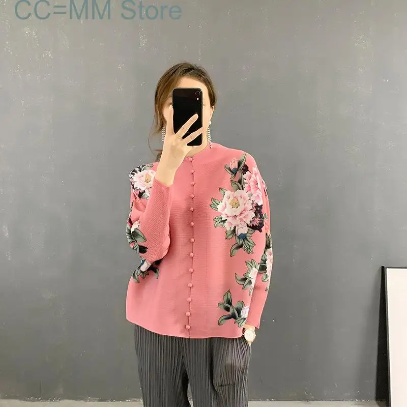Pleated Shirt Top Spring And Summer New Thin Single Breasted Long Sleeve Printed Shirts Women Elegant
Pleated Shirt Top Spring And Summer New Thin Single Breasted Long Sleeve Printed Shirts Women Elegant