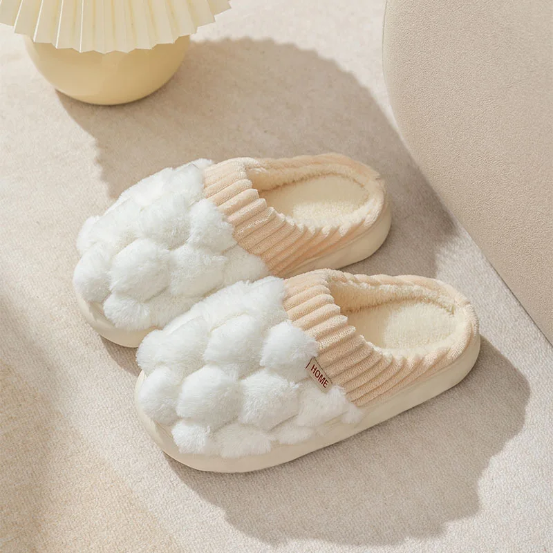Autumn And Winter Cute Cotton Soft Slippers For Women Couples At Home Indoor Warmth Preservation Anti Slip Plush Shoes
Autumn And Winter Cute Cotton Soft Slippers For Women Couples At Home Indoor Warmth Preservation Anti Slip Plush Shoes
