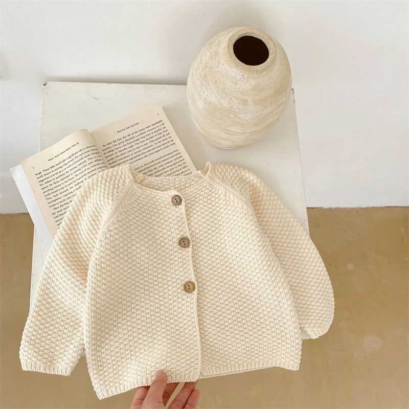 Spring and Autumn Versatile Girl Kids Corn Kernel Round Neck Knitted Cotton Long Sleeve Newborn Cardigan Coat
Spring and Autumn Versatile Girl Kids Corn Kernel Round Neck Knitted Cotton Long Sleeve Newborn Cardigan Coat