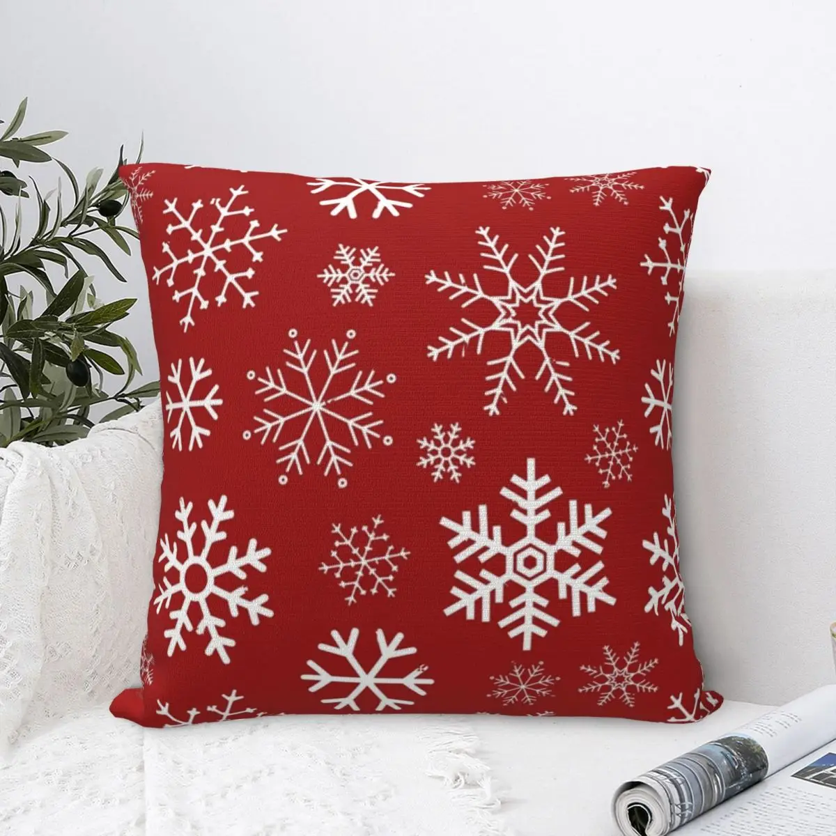 Christmas Snowflake Pillow Cover Red Winter Cushion Cover Pattern Pillow Case Novelty Pillowcases For Chair Sofa Home Decoration 
Christmas Snowflake Pillow Cover Red Winter Cushion Cover Pattern Pillow Case Novelty Pillowcases For Chair Sofa Home Decoration