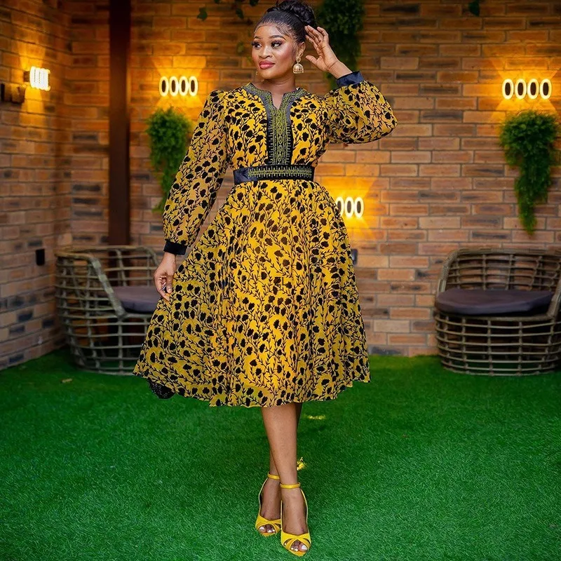 2023 African Dresses for Women Summer Fashion African Long Sleeve V-neck Printing Lace Party Dress Dashiki African Clothes L-3XL
2023 African Dresses for Women Summer Fashion African Long Sleeve V-neck Printing Lace Party Dress Dashiki African Clothes L-3XL