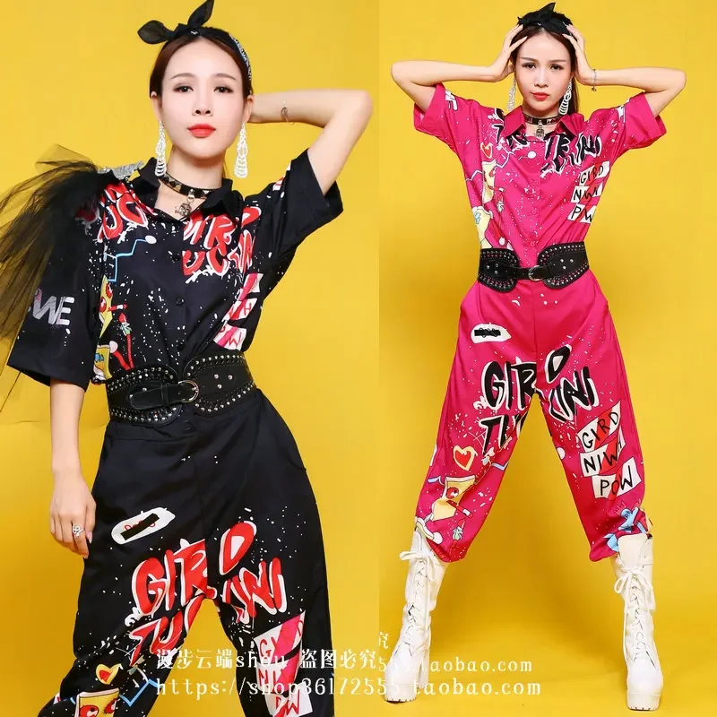 Jazz Dance Costumes Graffiti Tooling Jumpsuit Hip Hop Clothing for Women Stage Nightclub DJ DS Street Wear Rave Outfits DT3124
Jazz Dance Costumes Graffiti Tooling Jumpsuit Hip Hop Clothing for Women Stage Nightclub DJ DS Street Wear Rave Outfits DT3124