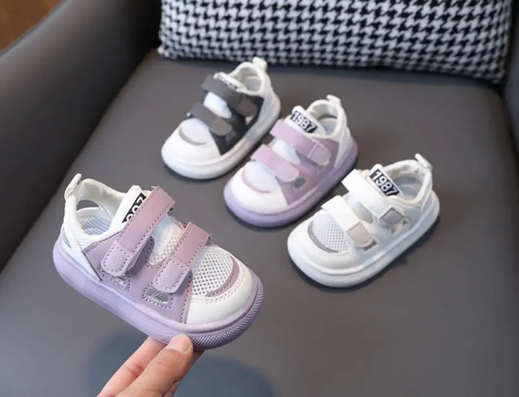 

Boys Girls Summer Sandals 2024 Fashion Kids Hollow Breathable Shoes Casual Soft Sole Sport Sneakers Infant First Walker Shoes