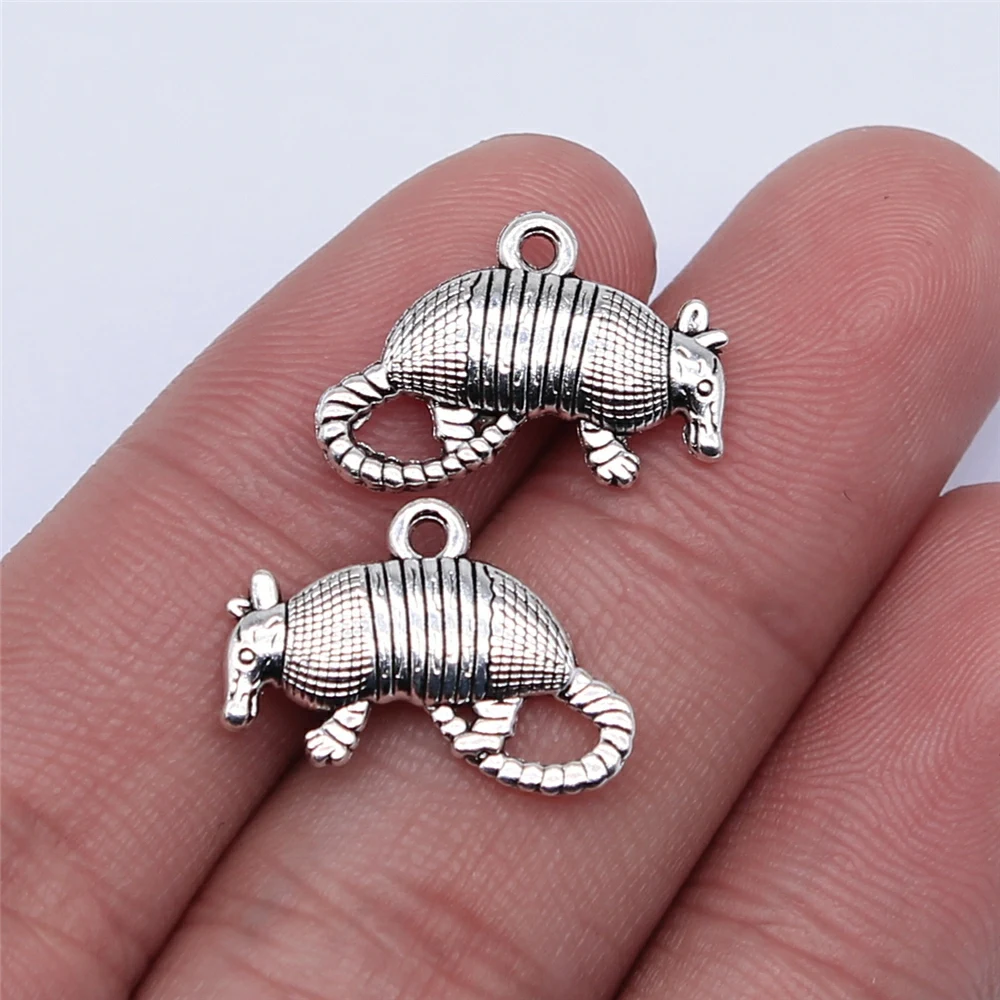 

Wholesale 120pcs/bag 19x13mm Antique Silver Color Mouse Charms For Jewelry Making DIY Jewelry Findings