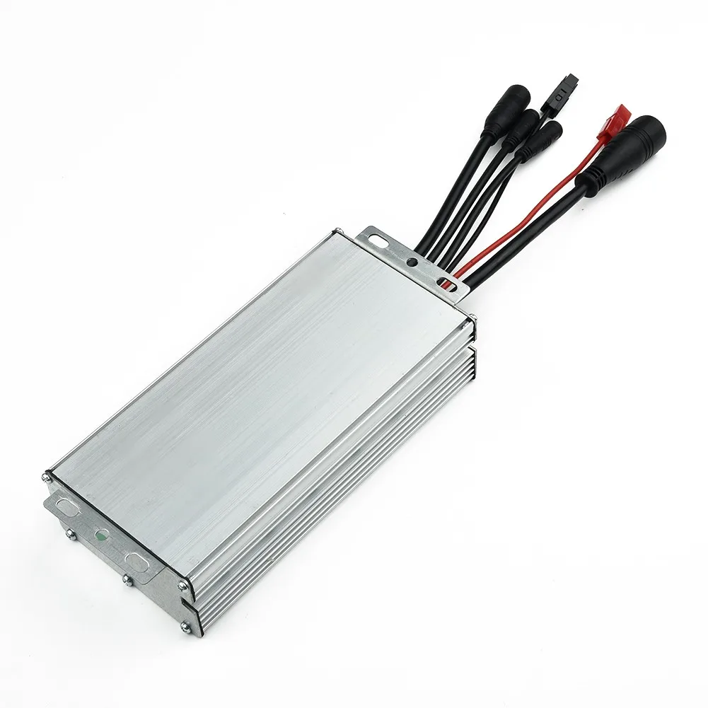 36/48V KT30A E-bike Waterproof Controller With Lightline For 1000W Brushless Moto 3pin Waterproof Plug 1 To 4 Cable
36/48V KT30A E-bike Waterproof Controller With Lightline For 1000W Brushless Moto 3pin Waterproof Plug 1 To 4 Cable