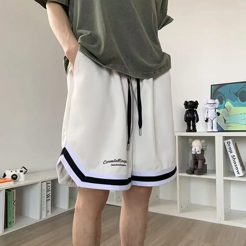 Street Casual Men Summer Thin Style Motion Striped Letter Printing Middle Pants Loose Casual Elastic Waist Affordable Shorts
Street Casual Men Summer Thin Style Motion Striped Letter Printing Middle Pants Loose Casual Elastic Waist Affordable Shorts