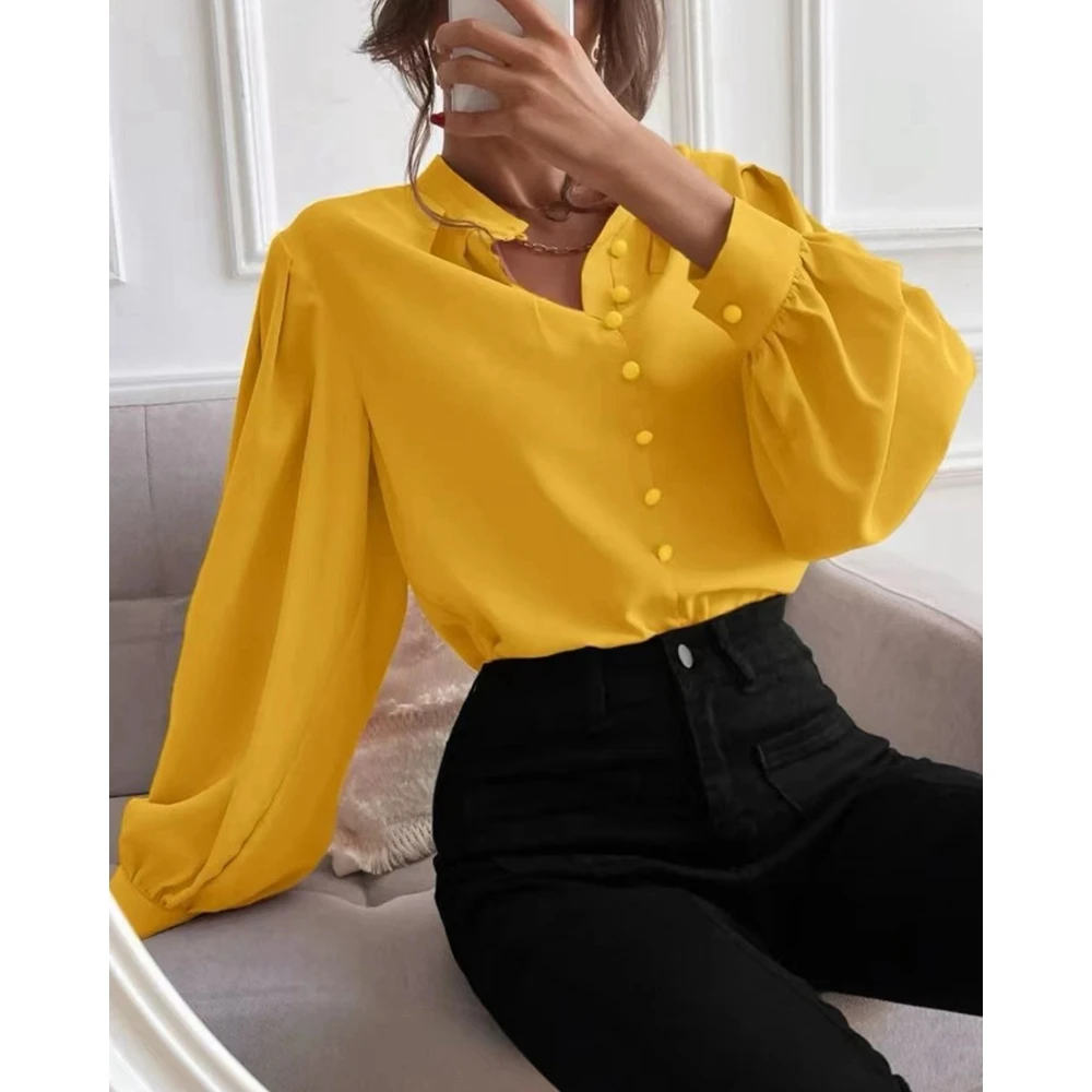 

2024 Women Ruched Fold Buttoned Mock Neck Blouse Lantern Sleeve Casual Shirt Spring Fashion Office Lady Casual Top Workwear