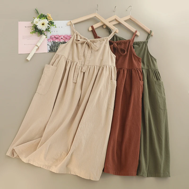 Spring Sweet Solid Color Sling Dress Women Casual Pockets Sleeveless Dress WH0311
Spring Sweet Solid Color Sling Dress Women Casual Pockets Sleeveless Dress WH0311