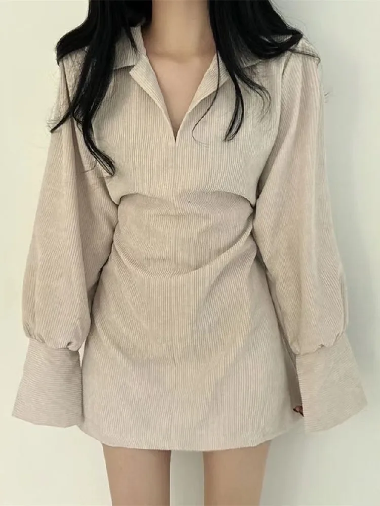 2023 Spring Lapel Corduroy Mini Dress Women Korean Fashion Slim Back Lace-up A-line Female Casual Long Sleeve Dresses Vintage
2023 Spring Lapel Corduroy Mini Dress Women Korean Fashion Slim Back Lace-up A-line Female Casual Long Sleeve Dresses Vintage