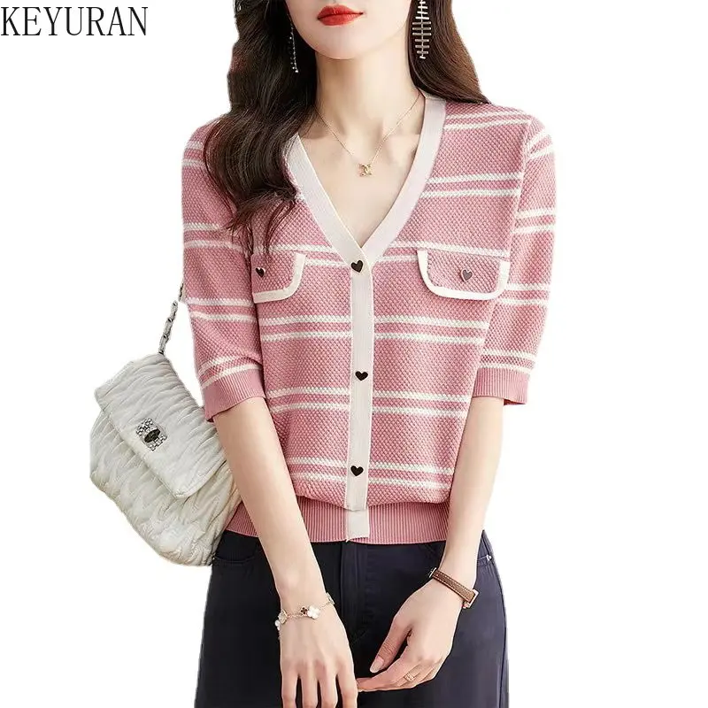 Loose Thin Ice Silk Knitwear Tops Women's 2023 Summer V-neck Short Sleeve sweater Striped T-shirt Button Fake Cardigan Cropped
Loose Thin Ice Silk Knitwear Tops Women's 2023 Summer V-neck Short Sleeve sweater Striped T-shirt Button Fake Cardigan Cropped