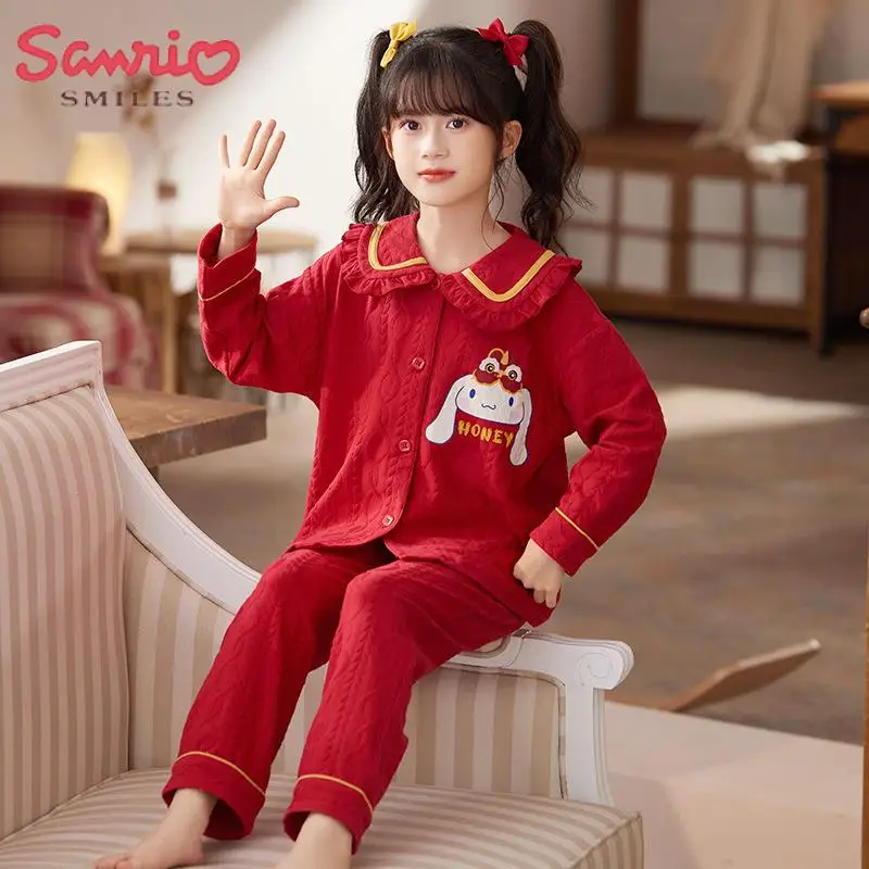 Sanrio/детский хлопковый пижамный комплект с принтом «Hello Kitty», домашний костюм с рисунком из мультфильма «Cinnamoroll», милая свободная одежда для сна, Ainime, подарок для девочек
Sanrio/детский хлопковый пижамный комплект с принтом «Hello Kitty», домашний костюм с рисунком из мультфильма «Cinnamoroll», милая свободная одежда для сна, Ainime, подарок для девочек