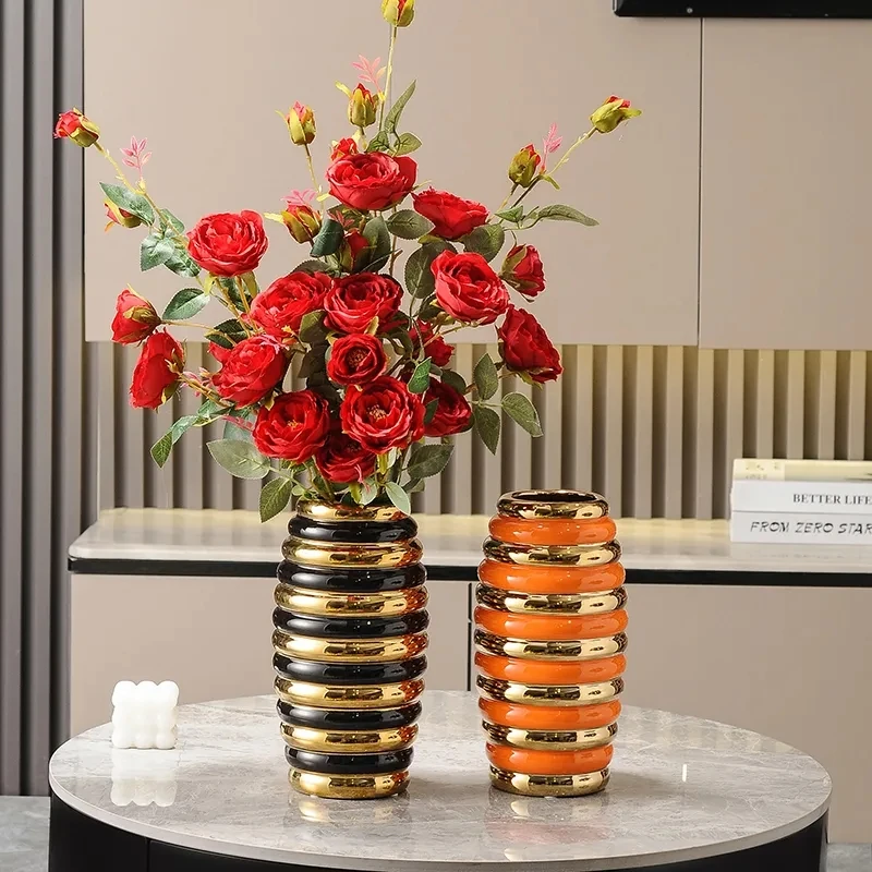 Gold Plated Ceramic Vase Home Decor Creative Design Porcelain Decorative Flower Vase For Wedding Decoration
Gold Plated Ceramic Vase Home Decor Creative Design Porcelain Decorative Flower Vase For Wedding Decoration