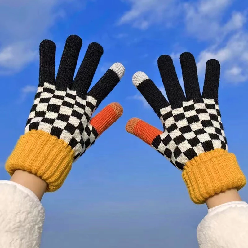 1 Pair Fashion Contrast Color Checkerboard Grid Gloves Winter Thickened Touch Screen Stripe Split Finger Gloves Warm Accessories
1 Pair Fashion Contrast Color Checkerboard Grid Gloves Winter Thickened Touch Screen Stripe Split Finger Gloves Warm Accessories