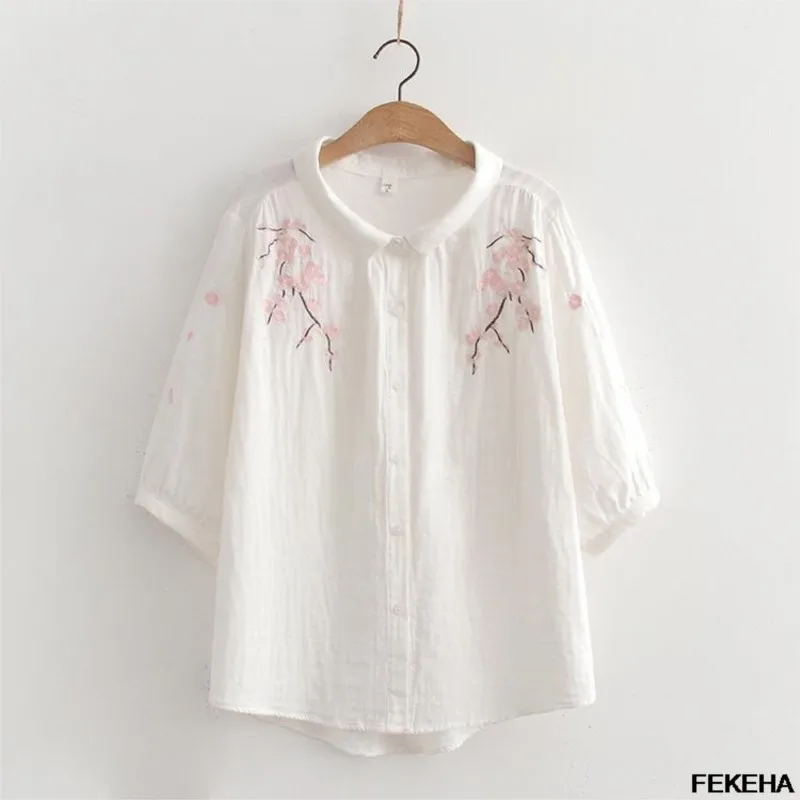 Summer Women White Shirts Floral Embroidery Blouses Half Sleeve Lady Tops Female Clothes Japan Style 
Summer Women White Shirts Floral Embroidery Blouses Half Sleeve Lady Tops Female Clothes Japan Style