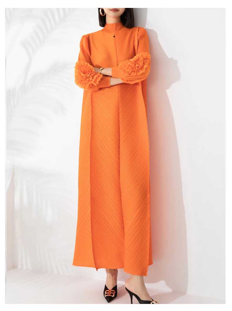 

Miyake Pleated 3D Appliques Flower Petal Sleeve Dress 2023 Autumn Fashion Dress High Neck Loose Diagonal Pleats Long Style Dress