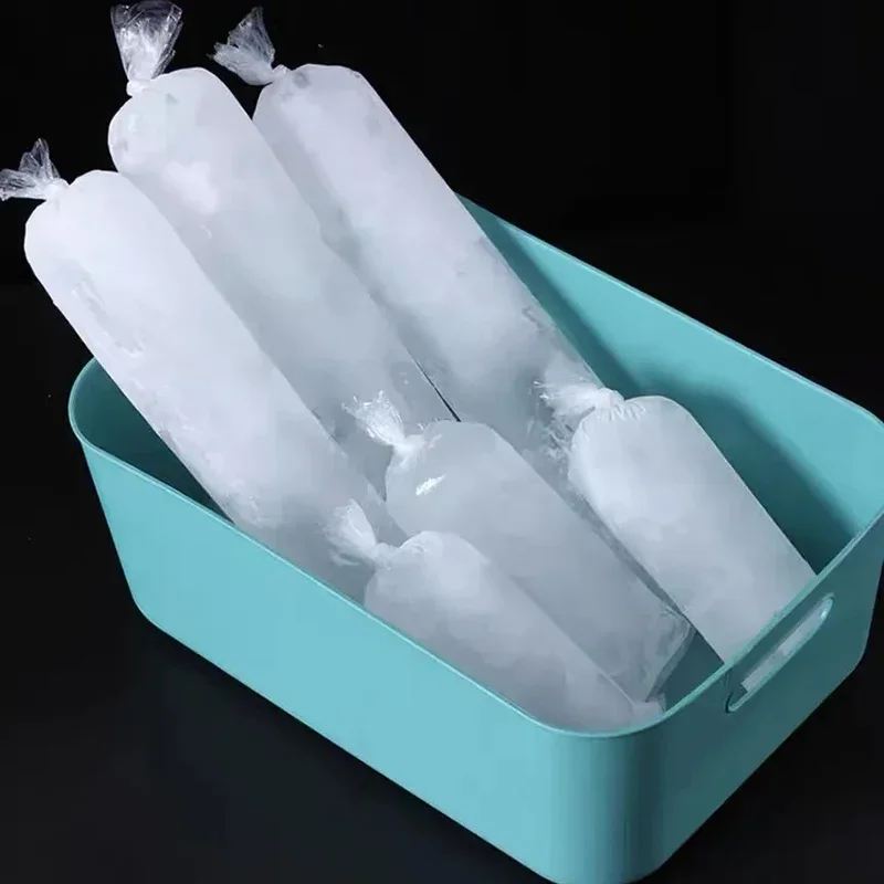 Disposable Long Ice Bag with Thickened Broken Ice Mechanism Transparent Bag for Making Ice Cream Suitable for Cold Drink Shops
Disposable Long Ice Bag with Thickened Broken Ice Mechanism Transparent Bag for Making Ice Cream Suitable for Cold Drink Shops