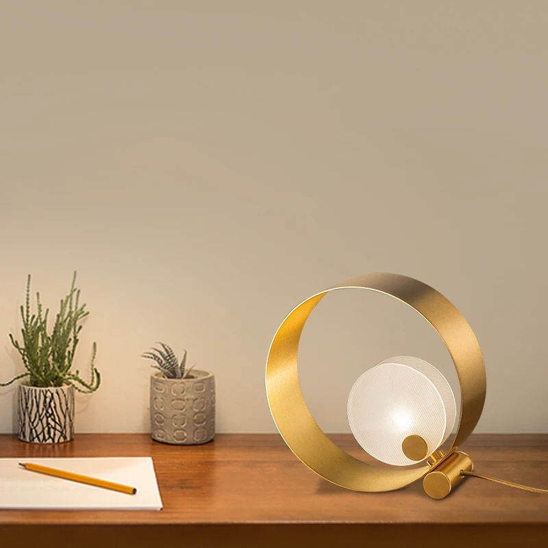 Nordic creative study ring small desk lamp Simple metal living room bedroom bedside designer online celebrity decorative desk la
Nordic creative study ring small desk lamp Simple metal living room bedroom bedside designer online celebrity decorative desk la