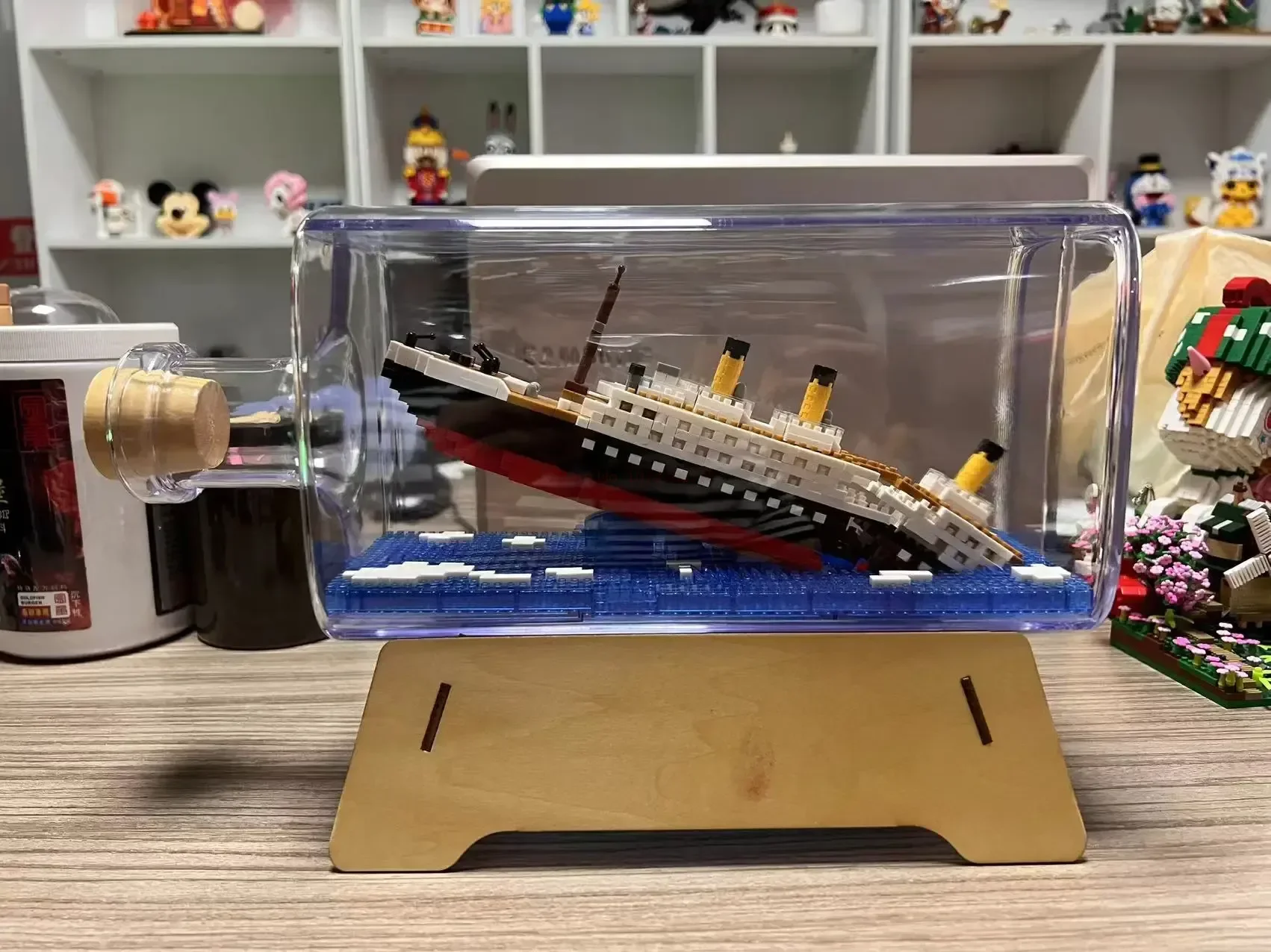 Anime One Piece Ship Drift Bottle Thousand Sunny Ship Going Merry Boat Floating Mini Building Blocks Pirate Micro Bricks Xmas
Anime One Piece Ship Drift Bottle Thousand Sunny Ship Going Merry Boat Floating Mini Building Blocks Pirate Micro Bricks Xmas