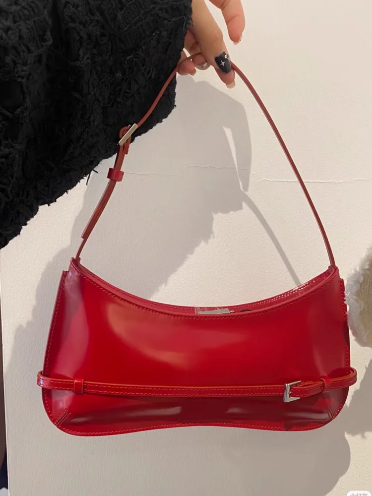 

French Niche Design Cowhide Shoulder Handbag Women's High-End Party Red Wedding Bag Fashion Handheld Underarm Baguette Bag Girl