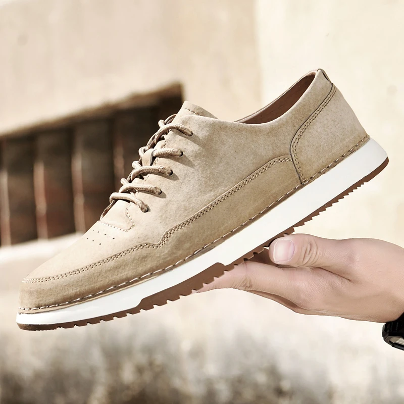 Brand men's high-quality leather retro low-top sneakers lightweight and comfortable men's sneakers fashion men's shoes Size 45
Brand men's high-quality leather retro low-top sneakers lightweight and comfortable men's sneakers fashion men's shoes Size 45