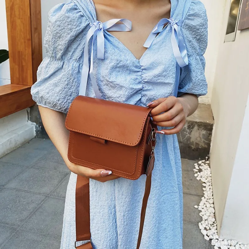 Fashion Women's Small Crossbody Bag Lightweight Pu Leather Messenger Bag Female Flap Single Shoulder Bag Summer Travel Bag New
Fashion Women's Small Crossbody Bag Lightweight Pu Leather Messenger Bag Female Flap Single Shoulder Bag Summer Travel Bag New