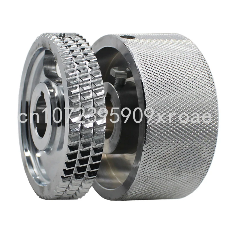 Four sided steel keyway, six holes, coarse teeth, fine teeth, chrome plated, rust proof, feeding wheel, woodworking accessories
Four sided steel keyway, six holes, coarse teeth, fine teeth, chrome plated, rust proof, feeding wheel, woodworking accessories