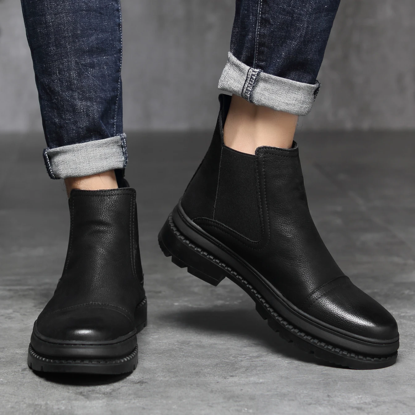 Golden Sapling Fashion Chelsea Boots Men Genuine Leather Classic Slip-on Leisure Shoes Comfortable Platform Casual Men's Boot 
Golden Sapling Fashion Chelsea Boots Men Genuine Leather Classic Slip-on Leisure Shoes Comfortable Platform Casual Men's Boot