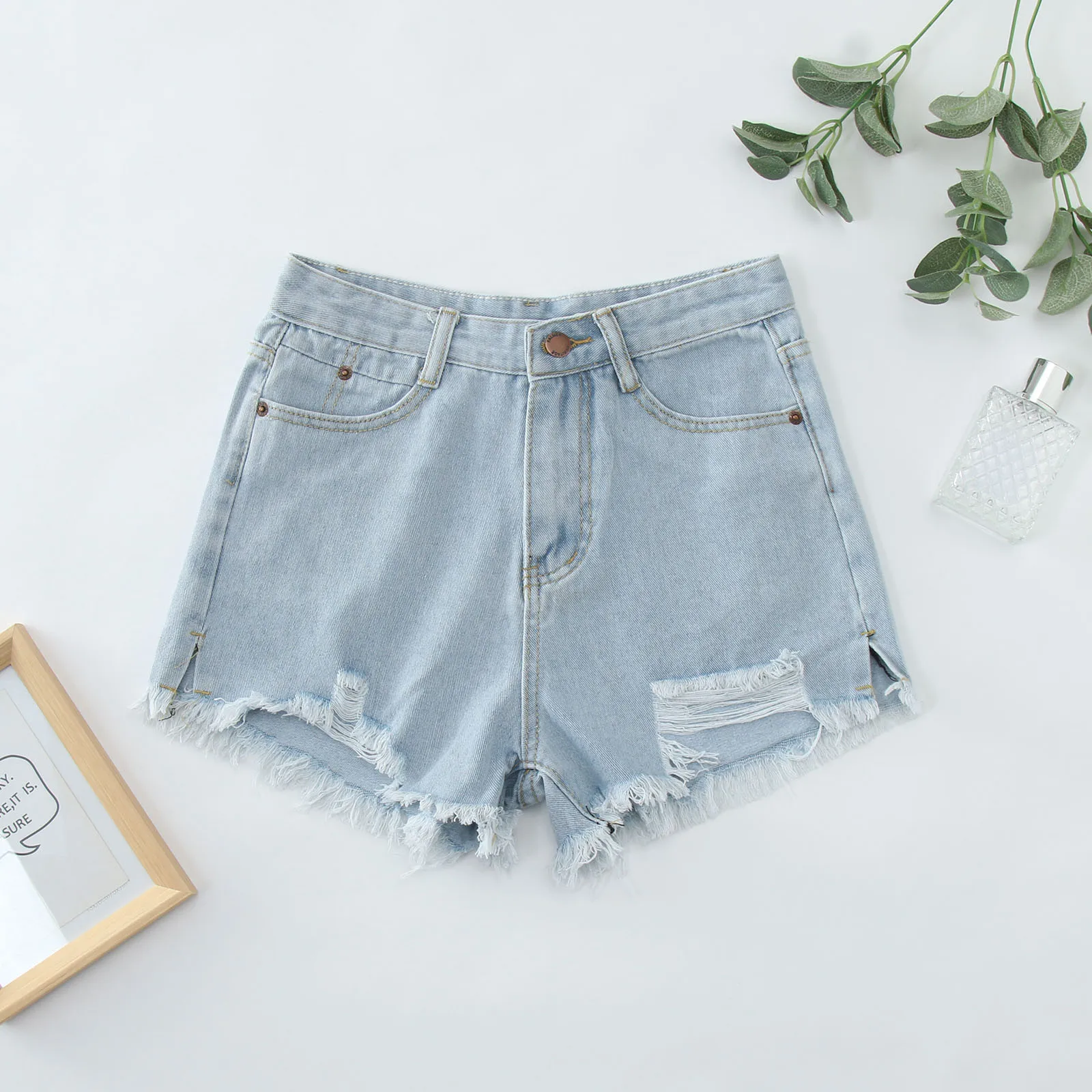 2023 Women Denim Shorts Casual Hole Denim Shorts Frayed Ripped Jeans Shorts Cute Student Classic High Waist Blue Wide Leg Shorts
2023 Women Denim Shorts Casual Hole Denim Shorts Frayed Ripped Jeans Shorts Cute Student Classic High Waist Blue Wide Leg Shorts