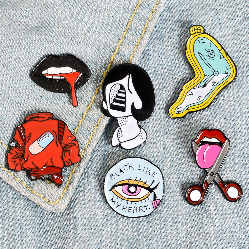 

Lips Enamel Pins Twisted Clock Girl Brooches Denim Shirt Lapel Pin Bag Punk Cool Jewelry Gift for Friends Pill Eyeliner Tongue