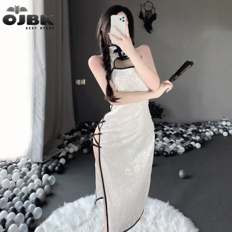 Эротический костюм аниме для косплея, черно-белое женское платье, женский кружевной наряд, необычный облегающий костюм с открытой грудью, сексуальный чонсам 
Эротический костюм аниме для косплея, черно-белое женское платье, женский кружевной наряд, необычный облегающий костюм с открытой грудью, сексуальный чонсам