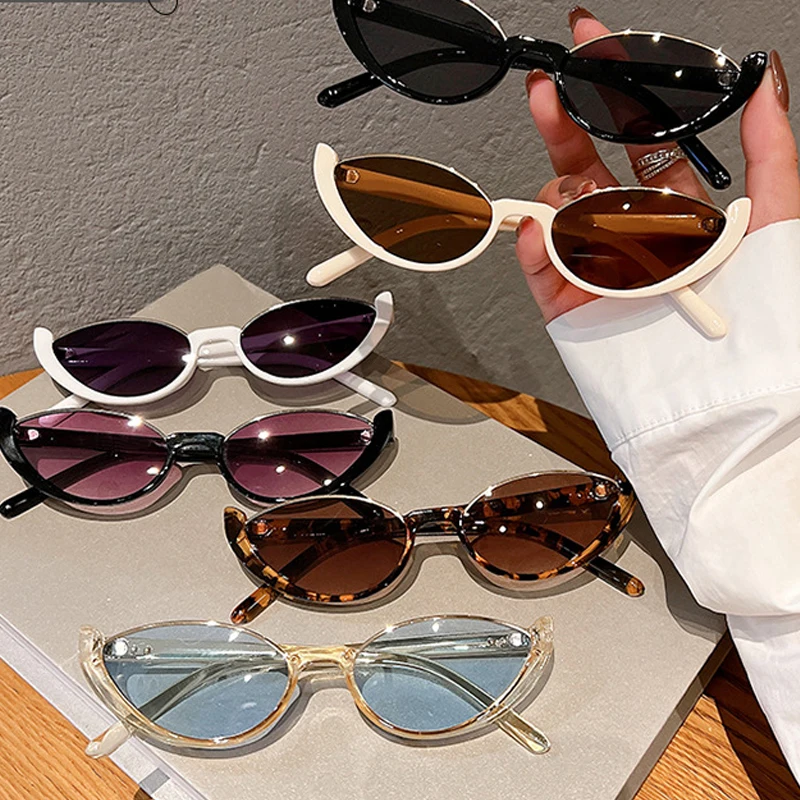2023 Fashion Luxury Brand Designer Sun Glasses Retro Small Half Frame Sunglasses Women Cat Eye Trendy Vintage Modern Eyewear
2023 Fashion Luxury Brand Designer Sun Glasses Retro Small Half Frame Sunglasses Women Cat Eye Trendy Vintage Modern Eyewear