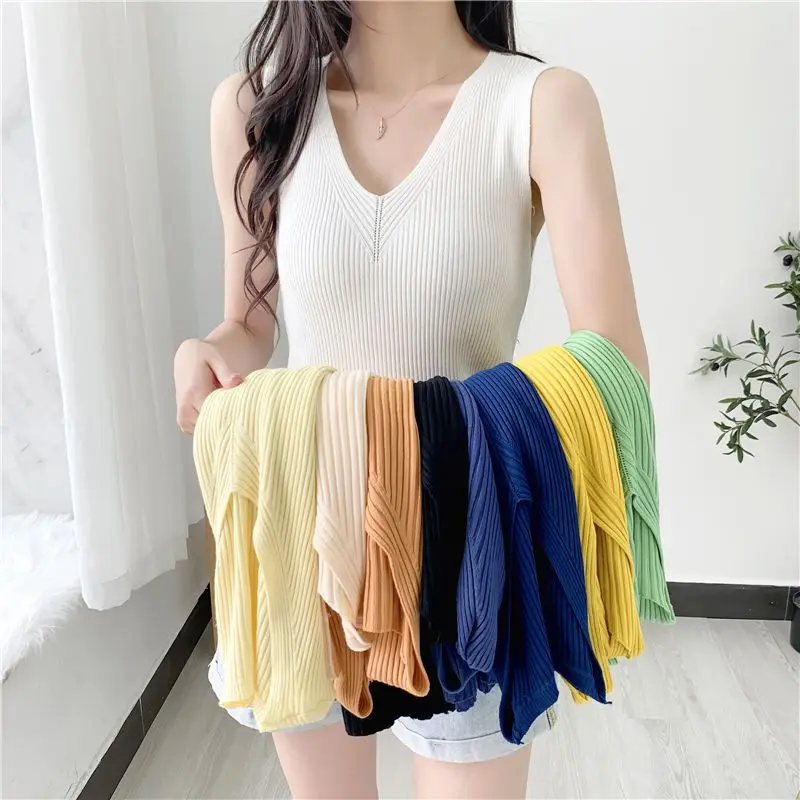 Women 2024 Summer Fashion Loose Tank Tops Female Thin Sleeveless Knitting Camis Ladies Solid V-Neck Vest Top Clothing H33
Women 2024 Summer Fashion Loose Tank Tops Female Thin Sleeveless Knitting Camis Ladies Solid V-Neck Vest Top Clothing H33