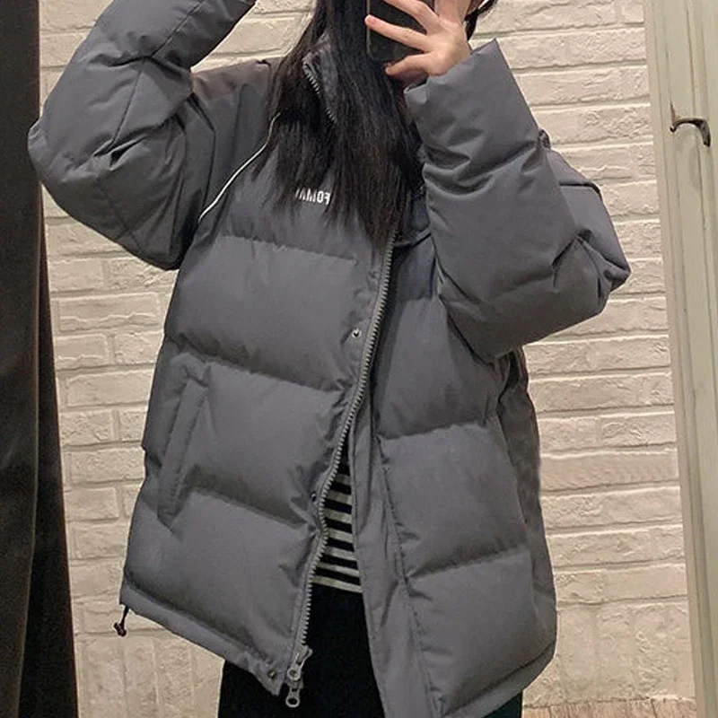 Women Winter Popular Soft Thick Leisure Stand Collar Outerwear Parkas Trendy Basic Pure Cotton Down Padded Jacket for Female New
Women Winter Popular Soft Thick Leisure Stand Collar Outerwear Parkas Trendy Basic Pure Cotton Down Padded Jacket for Female New