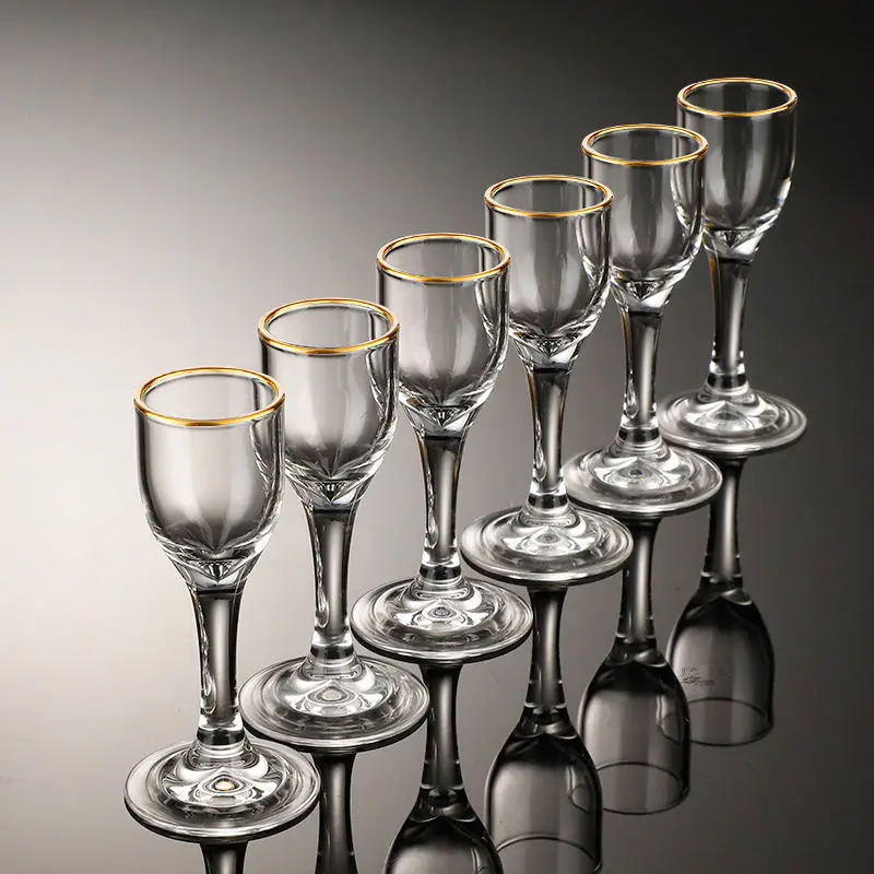 Household gold painted Baijiu Cup crystal glass wine dispenser wine set creative personality gold foil bullet Cup one cup
Household gold painted Baijiu Cup crystal glass wine dispenser wine set creative personality gold foil bullet Cup one cup