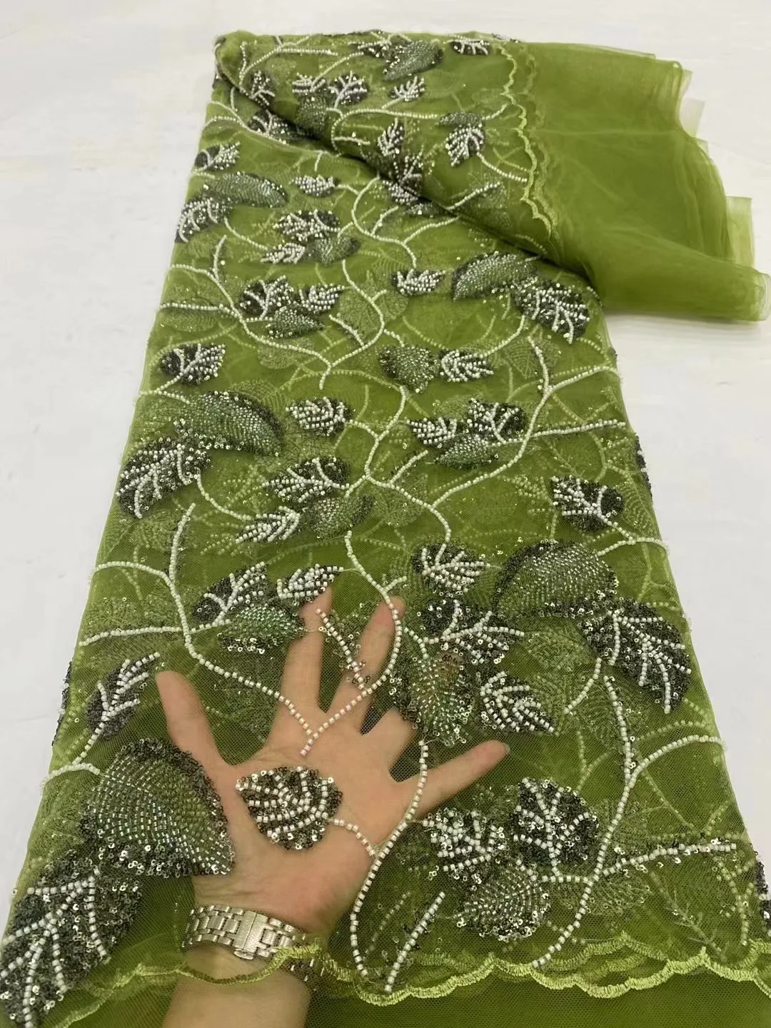 Luxury African Beads Lace Fabric 2024 High Quality French Orange Embroidery Sequins Lace Fabrics For Women's Day Dresses
Luxury African Beads Lace Fabric 2024 High Quality French Orange Embroidery Sequins Lace Fabrics For Women's Day Dresses