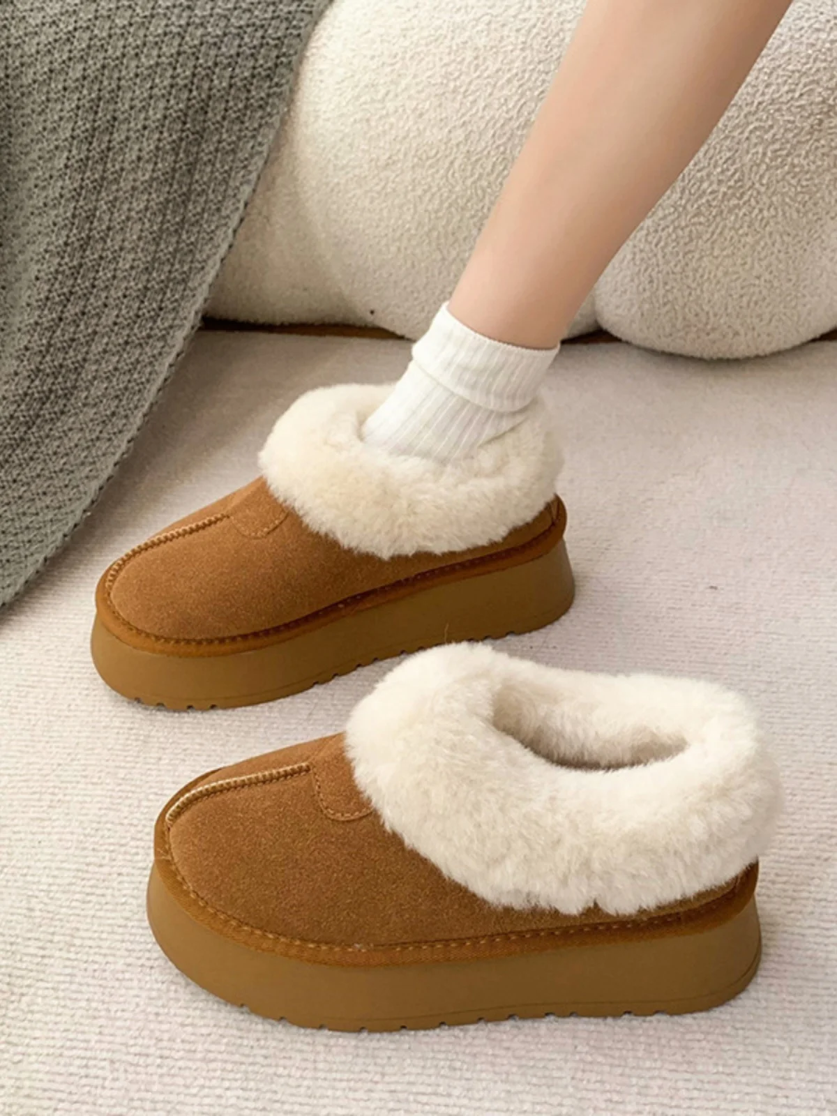 

Boots Women New 2023 Round Toe Winter Footwear Flat Heel Australia Plush Shoes Clogs Platform Med Rubber Lolita Snow Fur