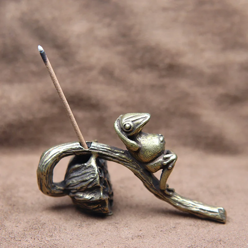 Pure Brass Lotus Frog Figurine Miniature Incense Holder Desktop Ornament Home Decoration Accessories Tea Pet Decor Bur. Crafts
Pure Brass Lotus Frog Figurine Miniature Incense Holder Desktop Ornament Home Decoration Accessories Tea Pet Decor Bur. Crafts
