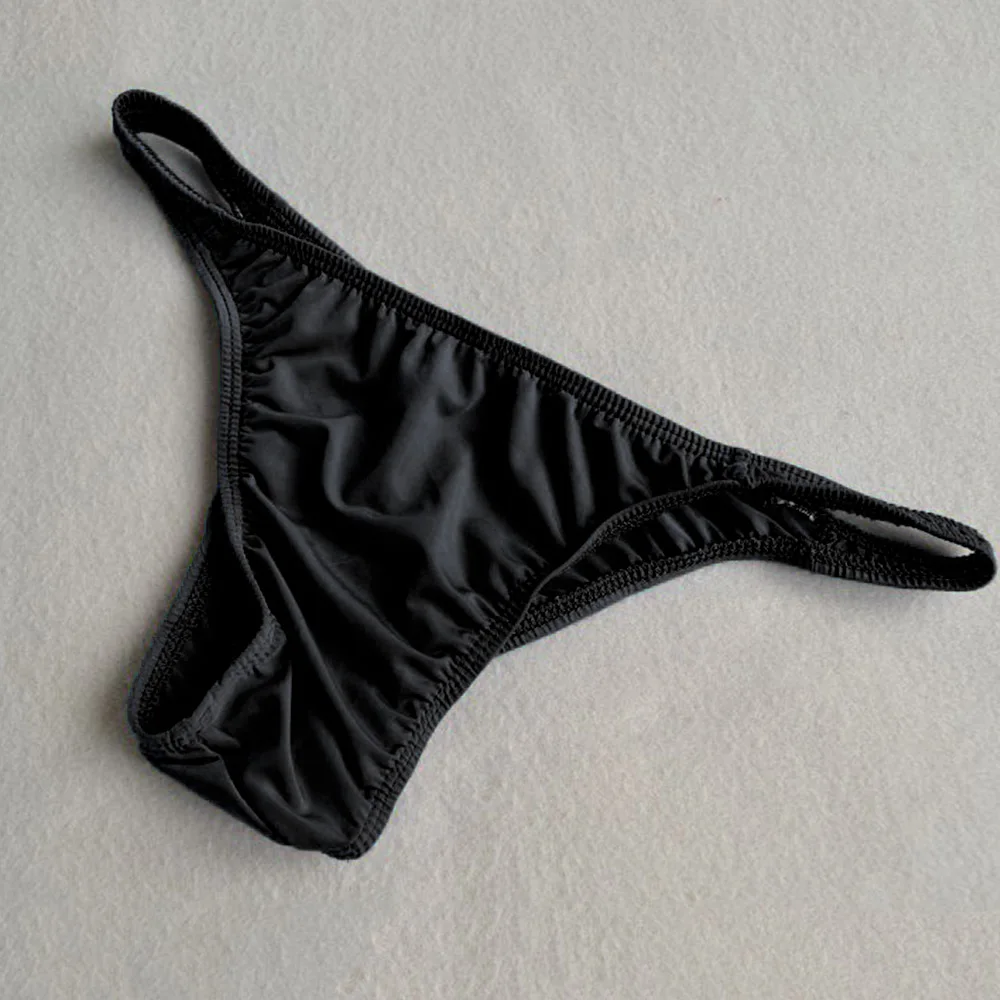 Sexy Men Summer Ice Silk Briefs Solid Low Rise Underwear Smooth Shorts Lingerie Soft Elastic Underpants Pouch Bottoms Pants
Sexy Men Summer Ice Silk Briefs Solid Low Rise Underwear Smooth Shorts Lingerie Soft Elastic Underpants Pouch Bottoms Pants