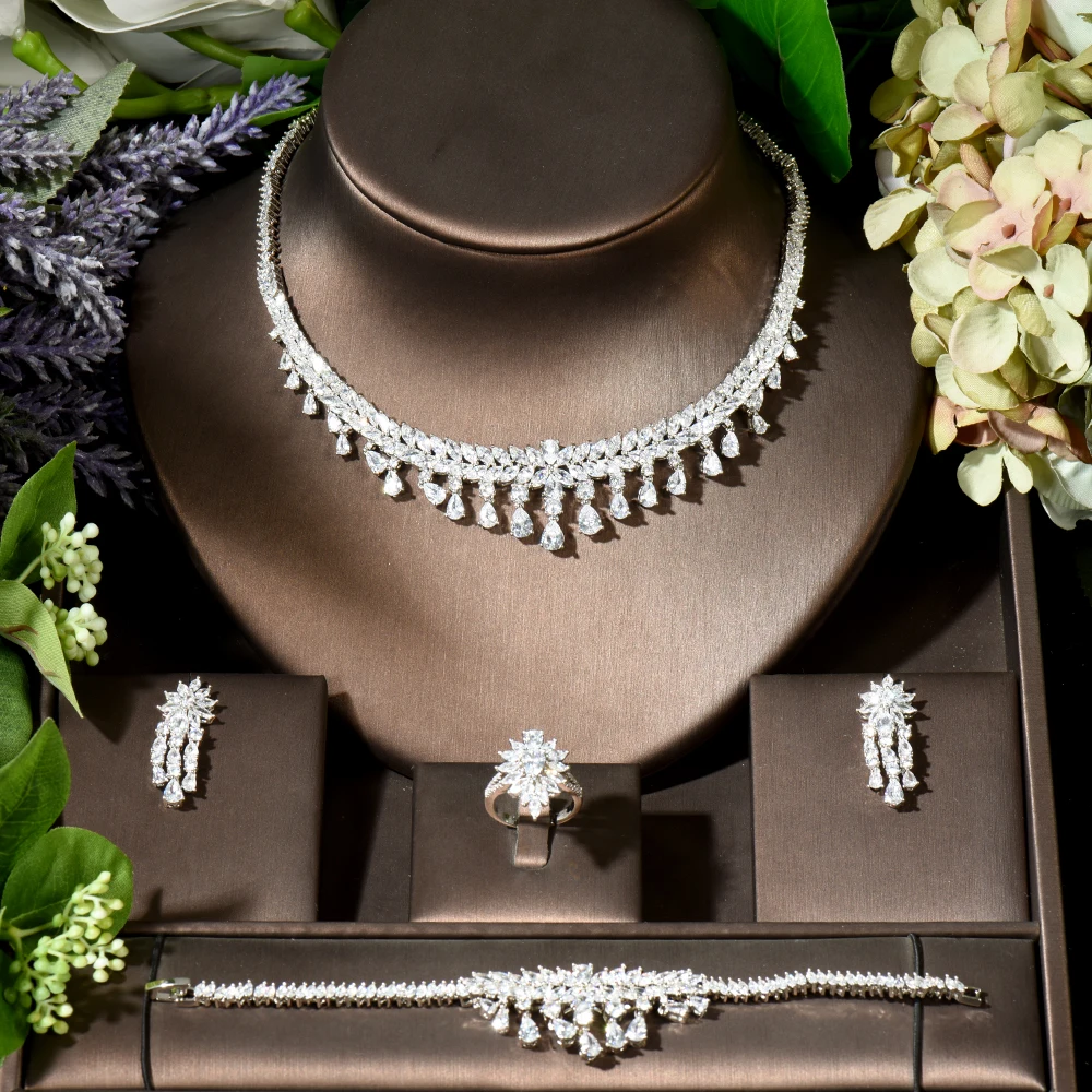 Fashion Women 4pcs CZ Water Drop Design Necklace Earring Jewelry Set Bridal Wedding Accessories brincos para as mulhere N-1926
Fashion Women 4pcs CZ Water Drop Design Necklace Earring Jewelry Set Bridal Wedding Accessories brincos para as mulhere N-1926