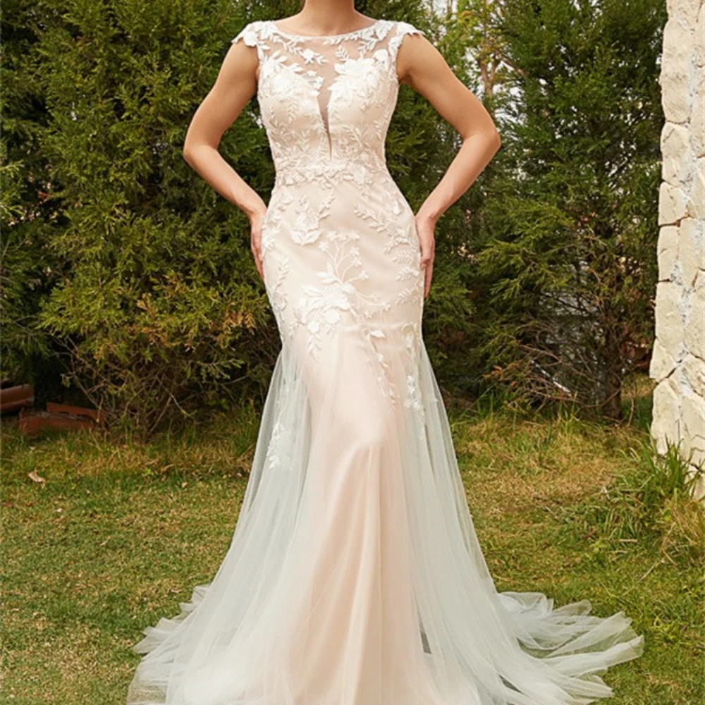 Elegant O-neck Sleeveless Princess Chiffon Applique Wedding Dresses Sexy Backless Floor Length Mermaid with Train Wedding Dress
Elegant O-neck Sleeveless Princess Chiffon Applique Wedding Dresses Sexy Backless Floor Length Mermaid with Train Wedding Dress