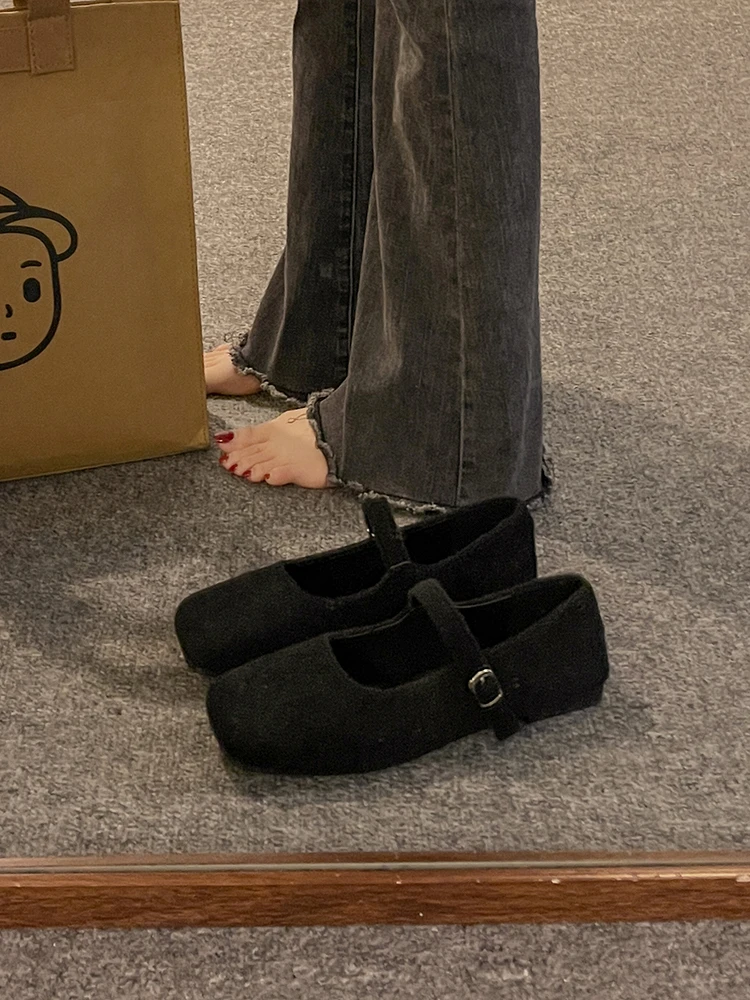 Winter Shoes Women Casual Female Sneakers Autumn Round Toe Shallow Mouth Flats Loafers Fur Retro Fall Moccasin Dress New Rubber
Winter Shoes Women Casual Female Sneakers Autumn Round Toe Shallow Mouth Flats Loafers Fur Retro Fall Moccasin Dress New Rubber