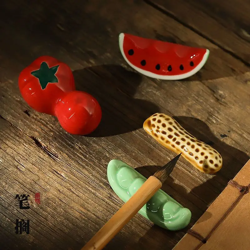 Japanese style cute vegetable fruit ceramic pen shelf mini pen holder pen shelf literary and artistic creative ornaments
Japanese style cute vegetable fruit ceramic pen shelf mini pen holder pen shelf literary and artistic creative ornaments