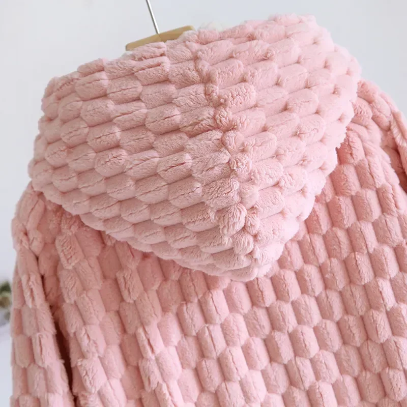Nightwears Winter Sleepwear Thickened Ladies Warmth Nightie Robe Flannel For Pajama Women Bathrobe Female Warm
Nightwears Winter Sleepwear Thickened Ladies Warmth Nightie Robe Flannel For Pajama Women Bathrobe Female Warm