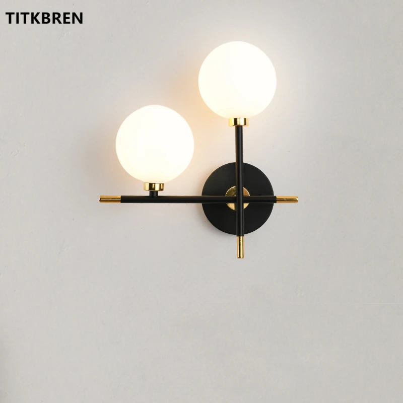 Скандинавский индивидуальный светильник для гостиницы, современный простой прикроватный светильник для спальни, гостиной, настенный светильник с белым стеклом, светодиодные светильники G9
Скандинавский индивидуальный светильник для гостиницы, современный простой прикроватный светильник для спальни, гостиной, настенный светильник с белым стеклом, светодиодные светильники G9