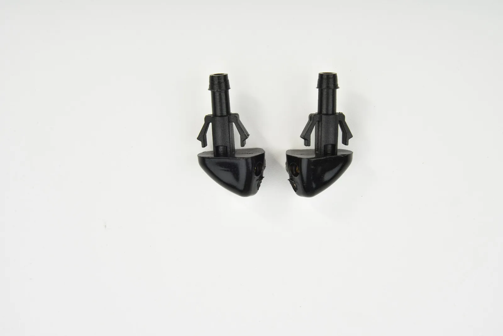 3x Jet Nozzles Triple Washers For T25 T3 Vanagon Front Rear -Windshield Washer Car Auto Wear Replacement Parts
3x Jet Nozzles Triple Washers For T25 T3 Vanagon Front Rear -Windshield Washer Car Auto Wear Replacement Parts